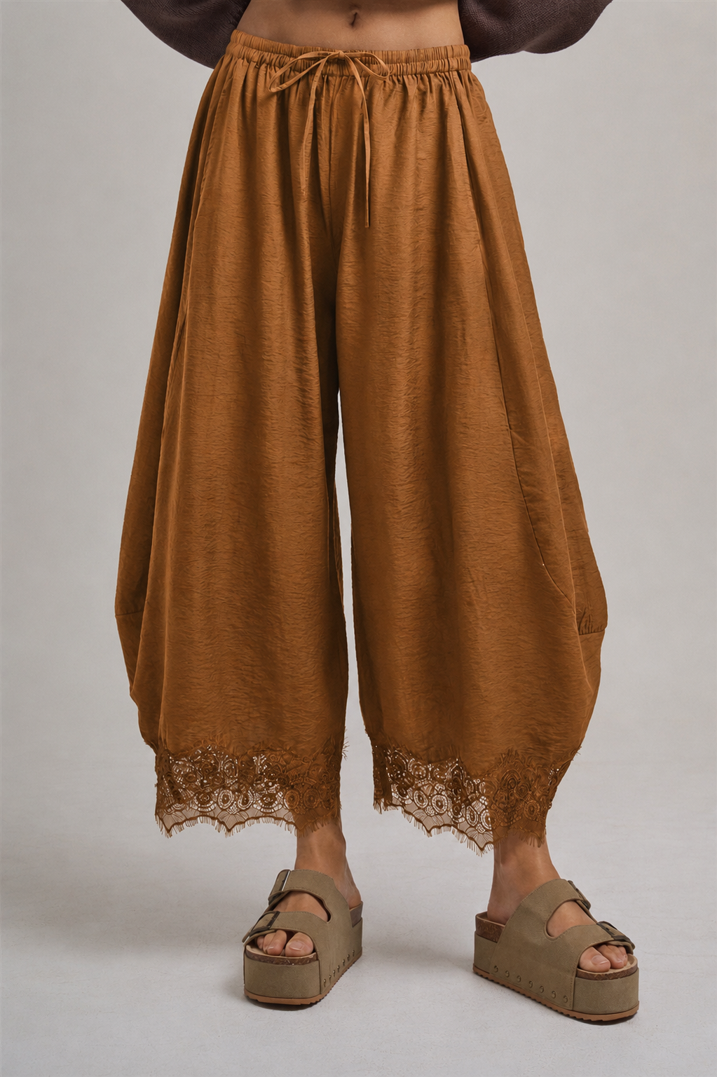 Lace Trim Balloon Leg Pants