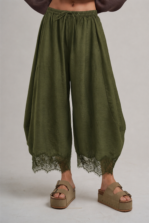 Lace Trim Balloon Leg Pants