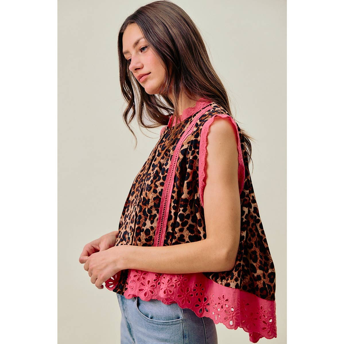 Leopard Pleated Sleeveless Blouse