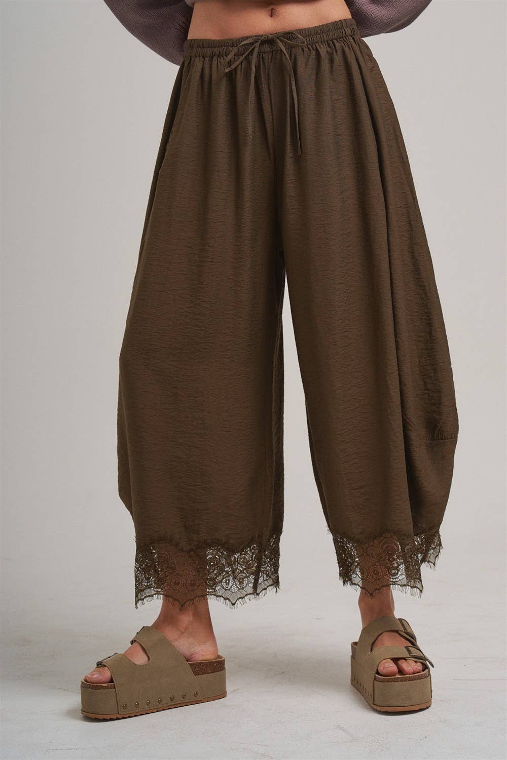 Lace Trim Balloon Leg Pants