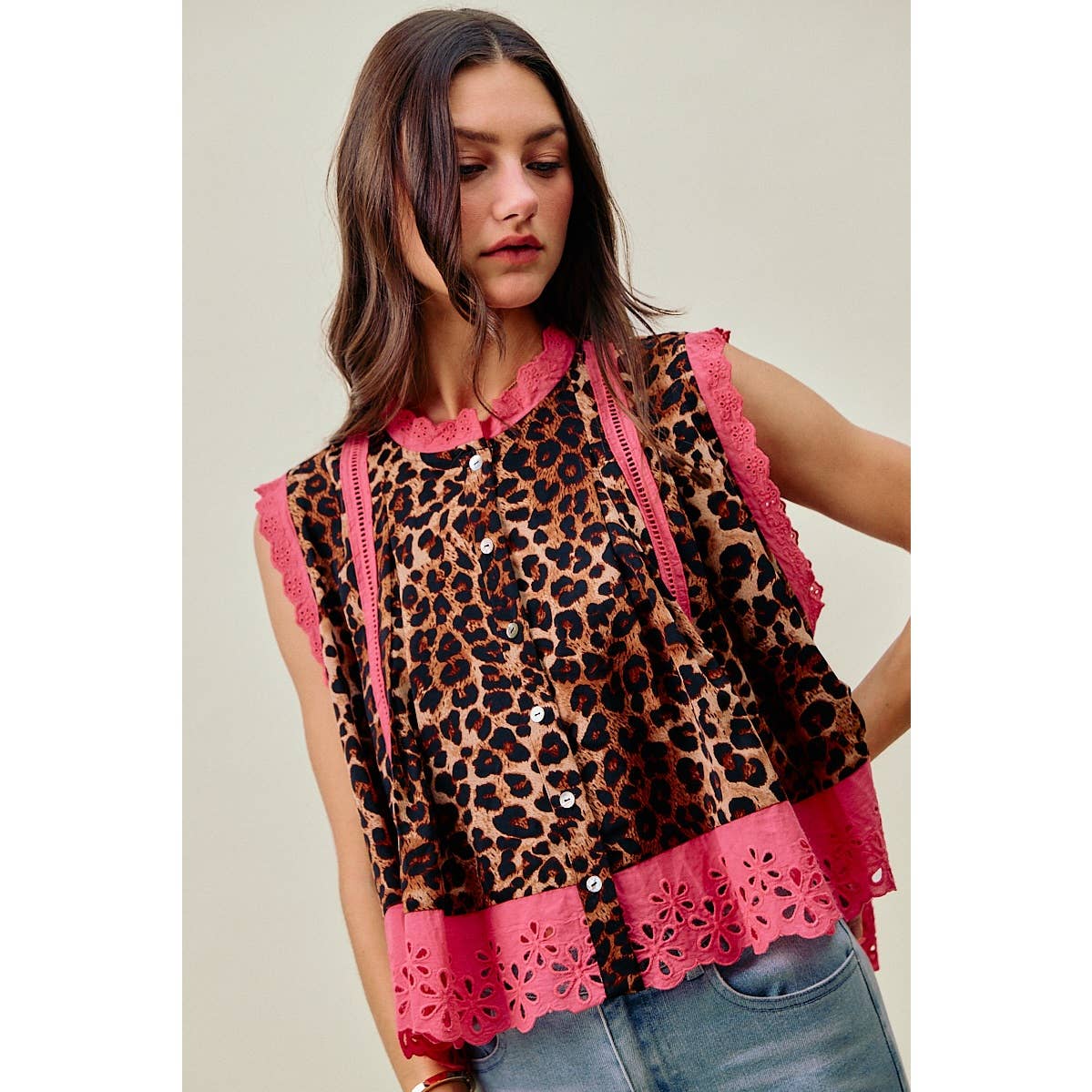 Leopard Pleated Sleeveless Blouse