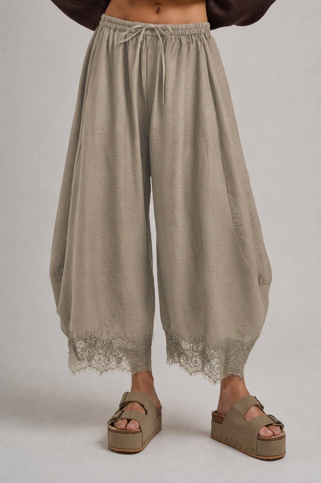 Lace Trim Balloon Leg Pants