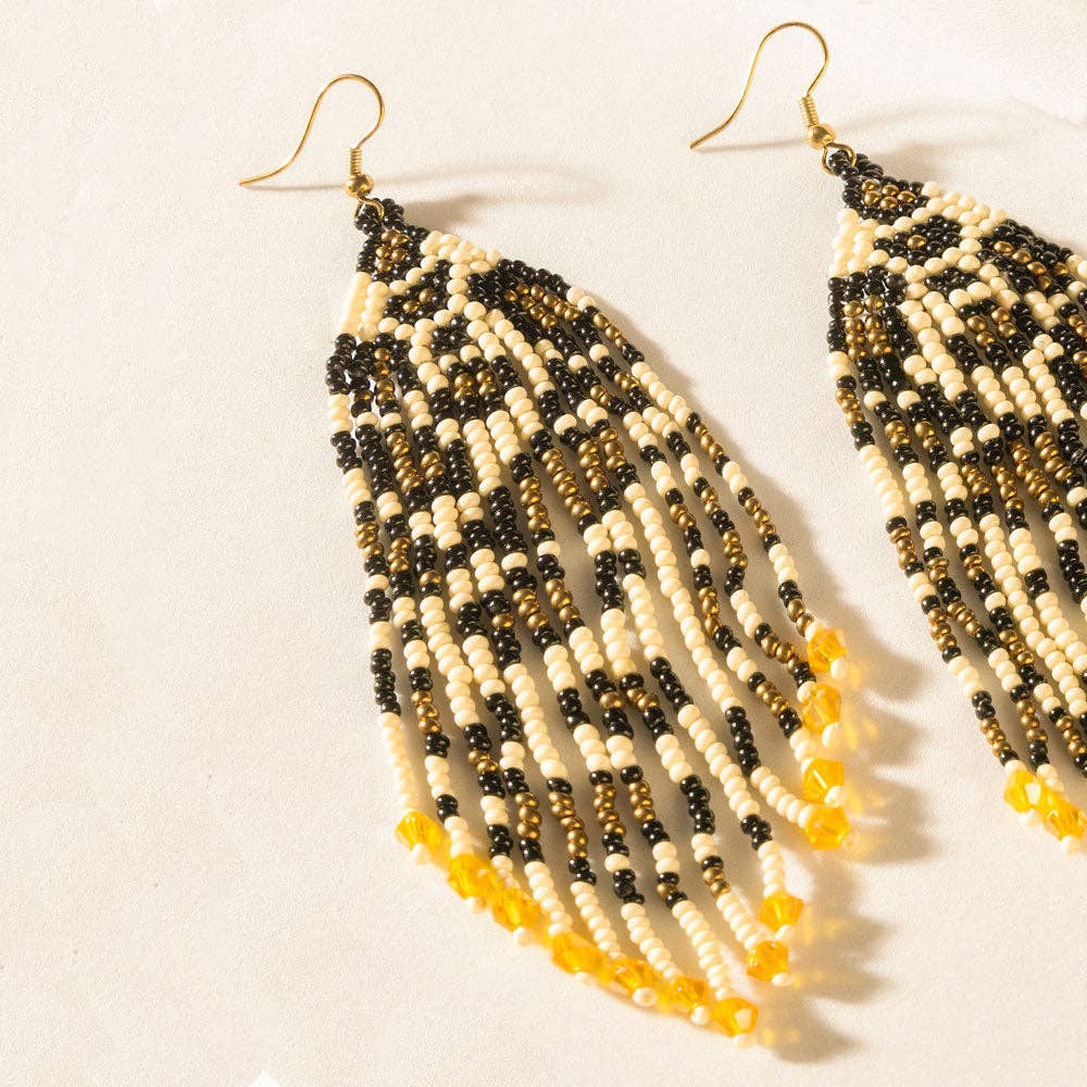 Rattler's Tale Beaded Earrings in Dusty Black