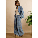FRAYED DETAIL PLAID WIDE LEG JEANS WITH DUAL POCKETS