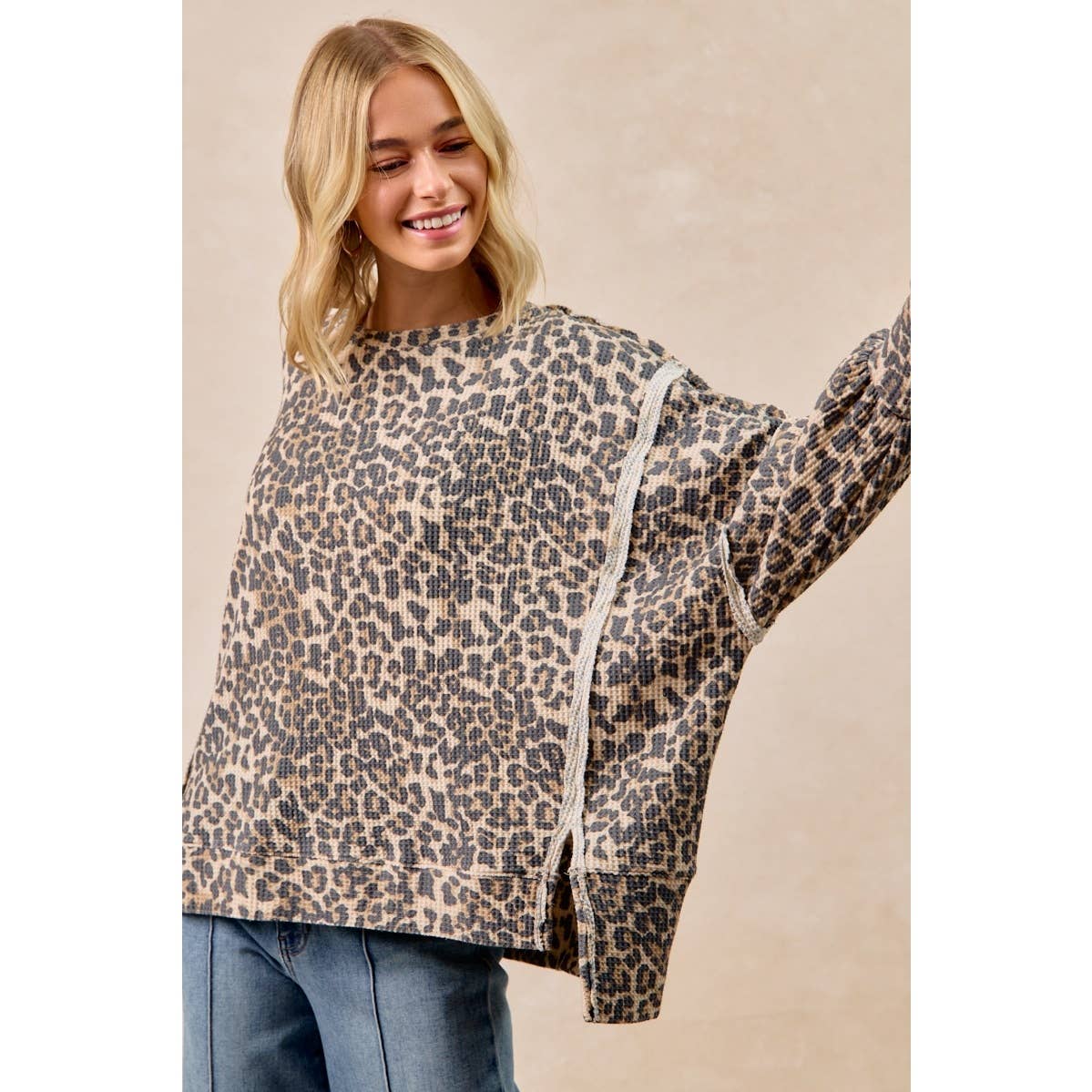 LEOPARD PRINT OVERSIZED WAFFLE THERMAL SWEATSHIRT