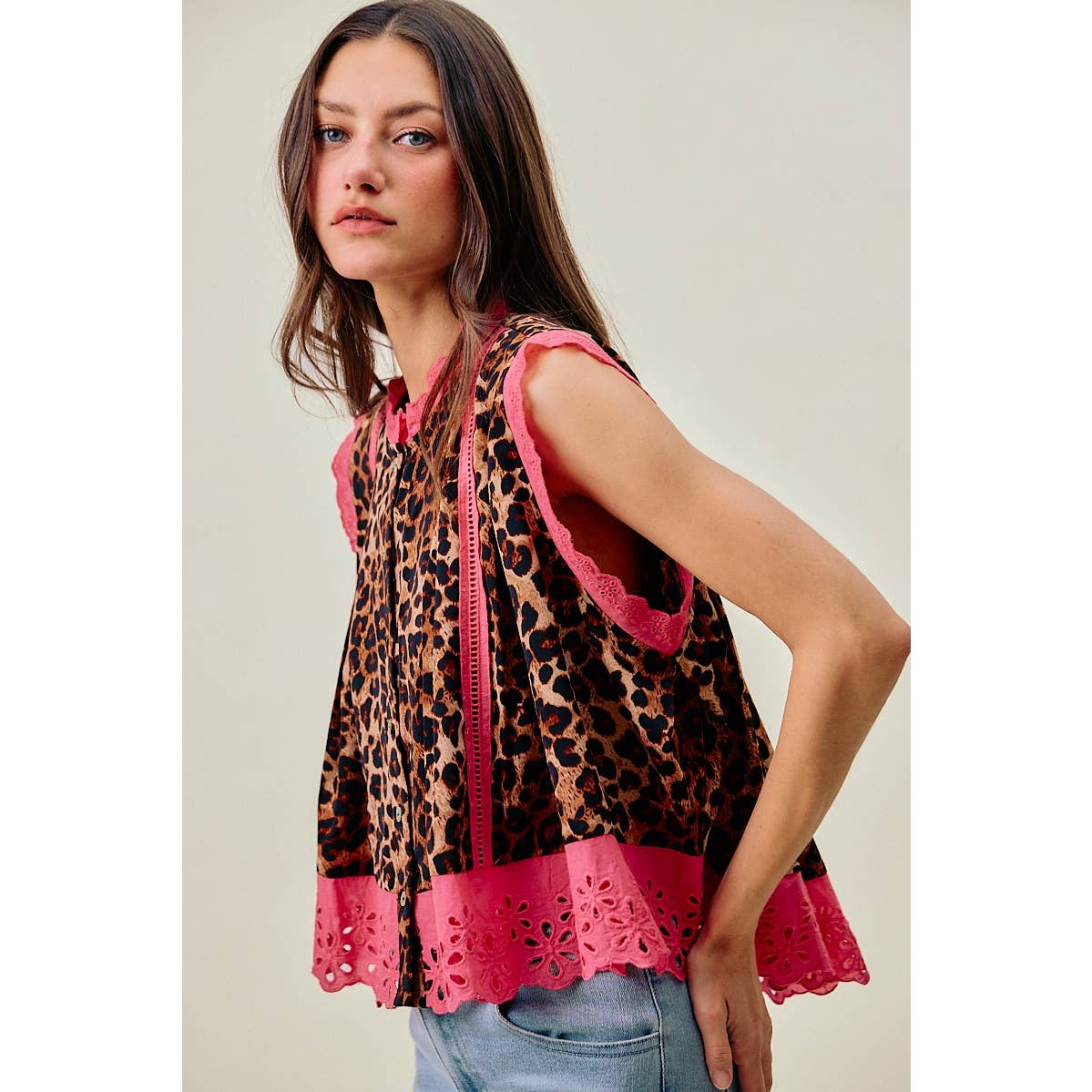Leopard Pleated Sleeveless Blouse