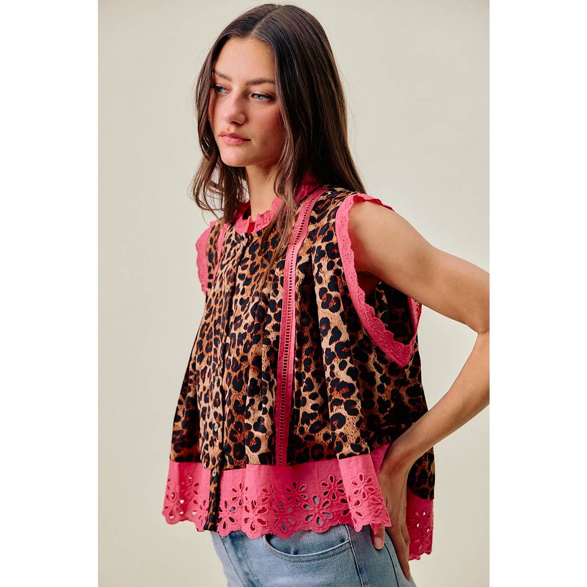 Leopard Pleated Sleeveless Blouse